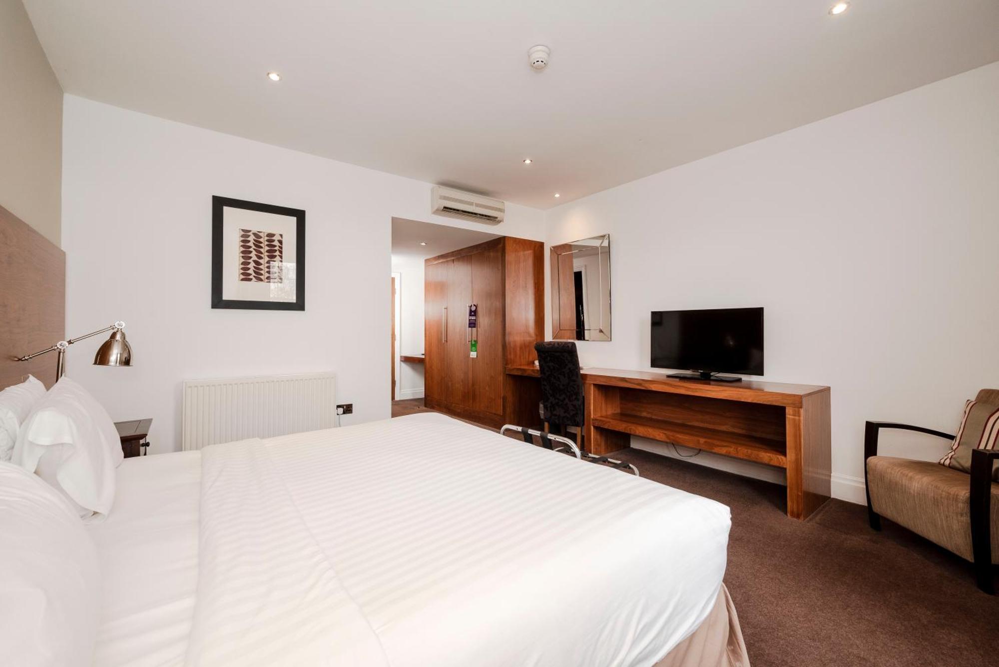 Best Western Plus Aston Hall Hotel Экстерьер фото